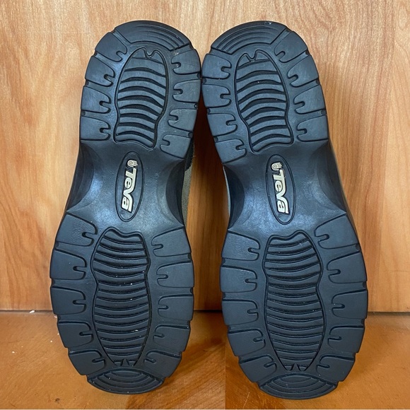 Womens 6 Teva Suede Slip On Hiking Boots Brown SEF1052 - Picture 7 of 8